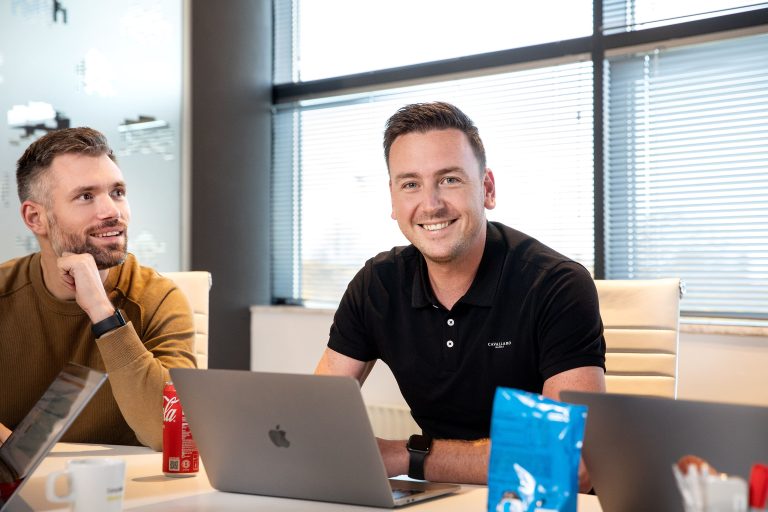 Heeyoo Zoetermeer teamcaptain lachend veelgestelde vragen over performance testing